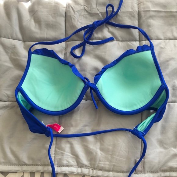 Never Worn VS Bikini - Picture 3 of 3